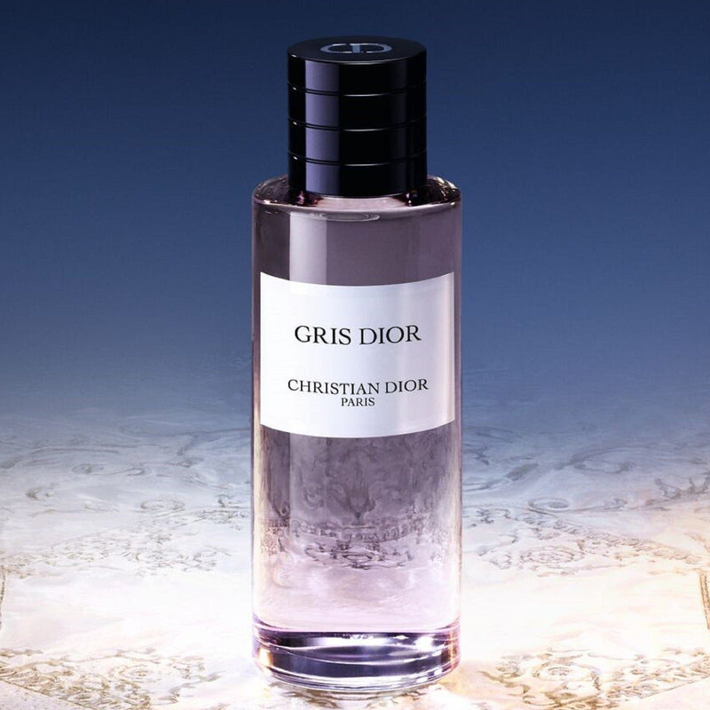 Gris dior christi*n di*r